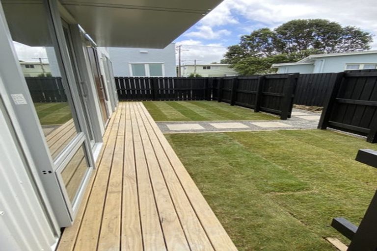 Photo of property in 52 Durham Crescent, Fairfield, Lower Hutt, 5011