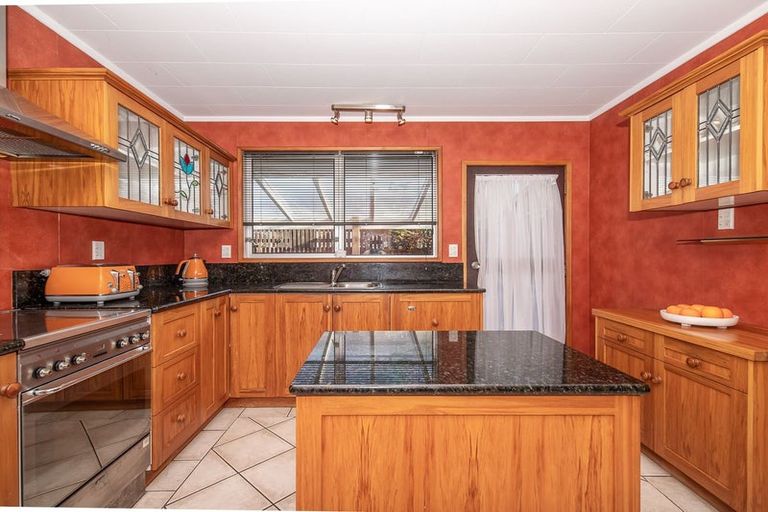 Photo of property in 44 Henley Street, Westport, 7825