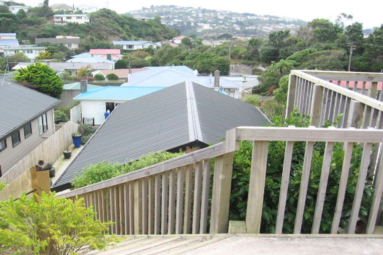 Photo of property in 114 Broderick Road, Johnsonville, Wellington, 6037