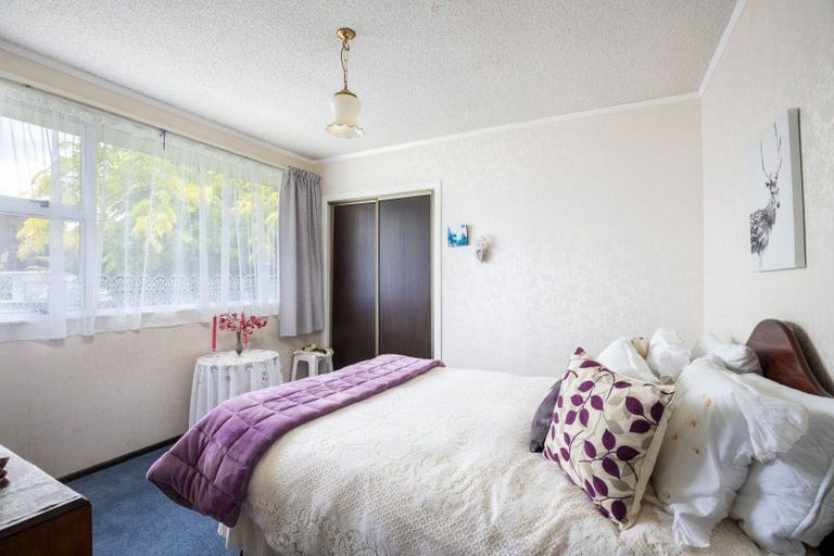Photo of property in 33 South Road, Blagdon, New Plymouth, 4310