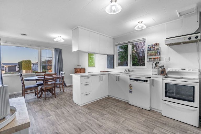 Photo of property in 10 Bruce Street, Waikiwi, Invercargill, 9810