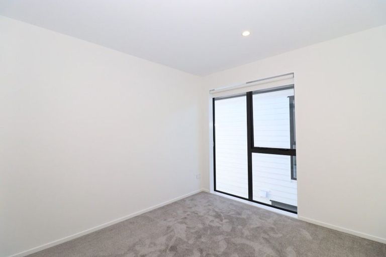 Photo of property in 8 Britannia Place, Half Moon Bay, Auckland, 2012