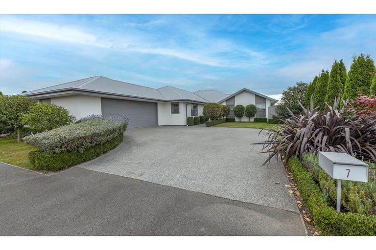 Photo of property in 7 Crown Close, Prebbleton, 7604