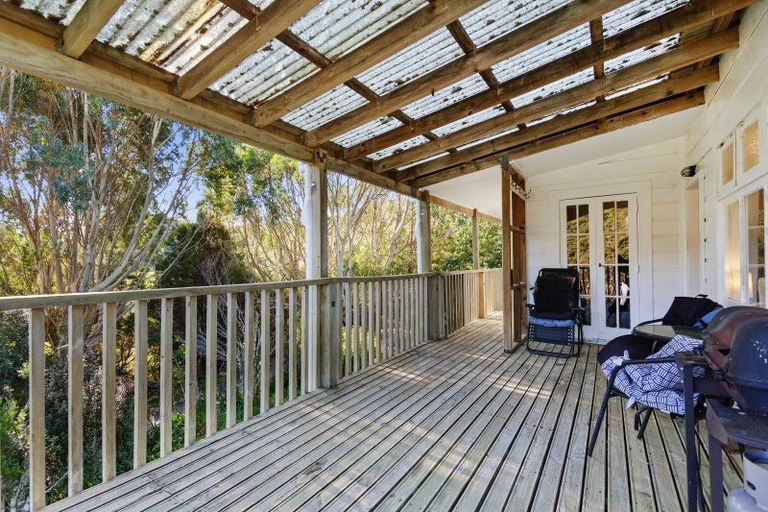 Photo of property in 8 Mount Cecil Road, Moonshine Valley, Porirua, 5381