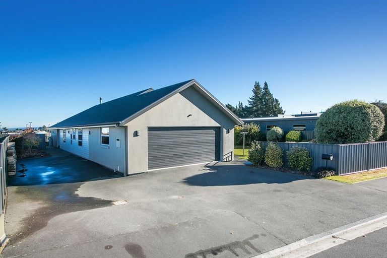 Photo of property in 11 William James Close, Mosgiel, 9024