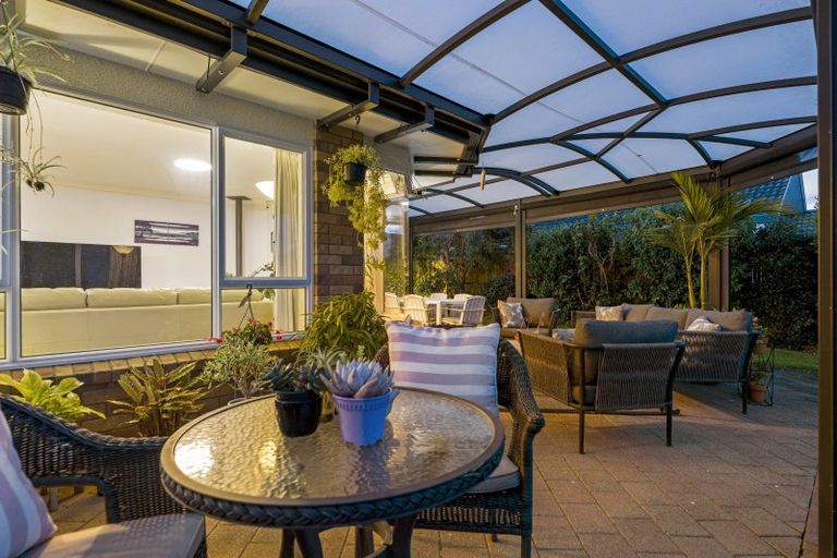 Photo of property in 90 Santa Monica Drive, Papamoa Beach, Papamoa, 3118