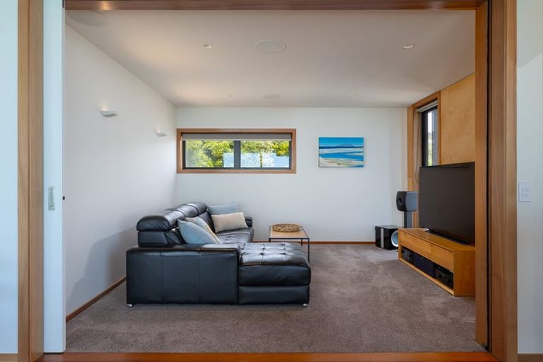 Photo of property in 36 The Cliffs, Britannia Heights, Nelson, 7010