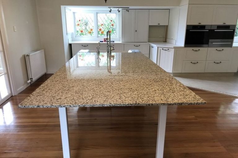 Photo of property in 218 Grahams Road, Burnside, Christchurch, 8053