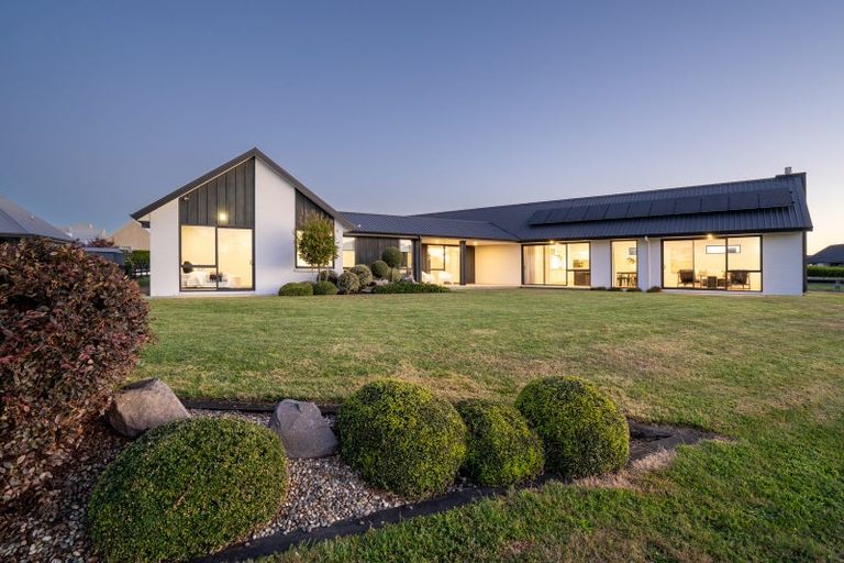 Photo of property in 11 Kotare Grove, Cambridge, 3434