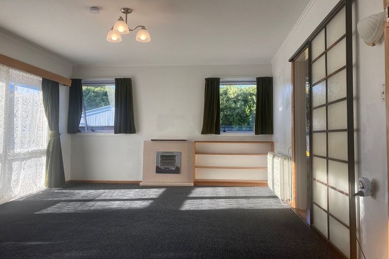 Photo of property in 2/82 Grahams Road, Burnside, Christchurch, 8041