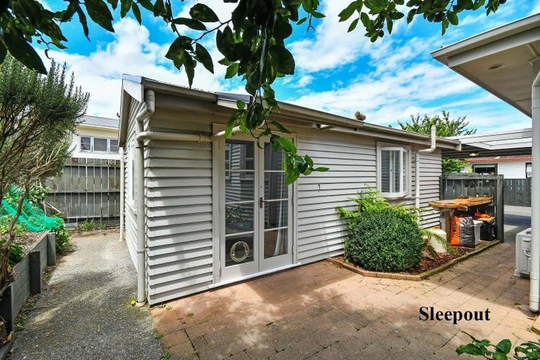 Photo of property in 11a Youngs Road, Papakura, 2110