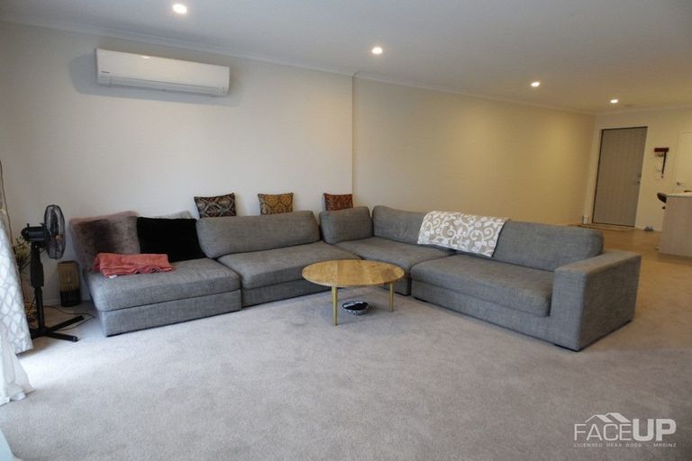 Photo of property in 18 Flounder Road, Hobsonville, Auckland, 0616