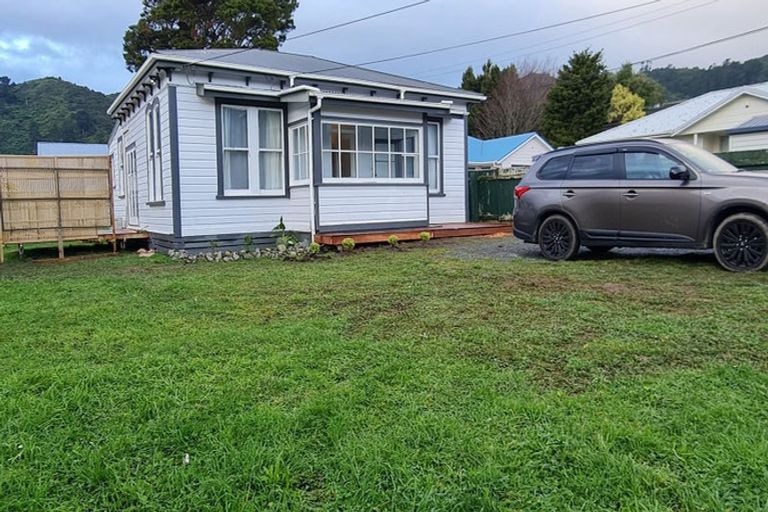 Photo of property in 95 Rata Street, Naenae, Lower Hutt, 5011