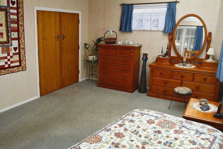 Photo of property in 33 Lancaster Street, Highbury, Palmerston North, 4412