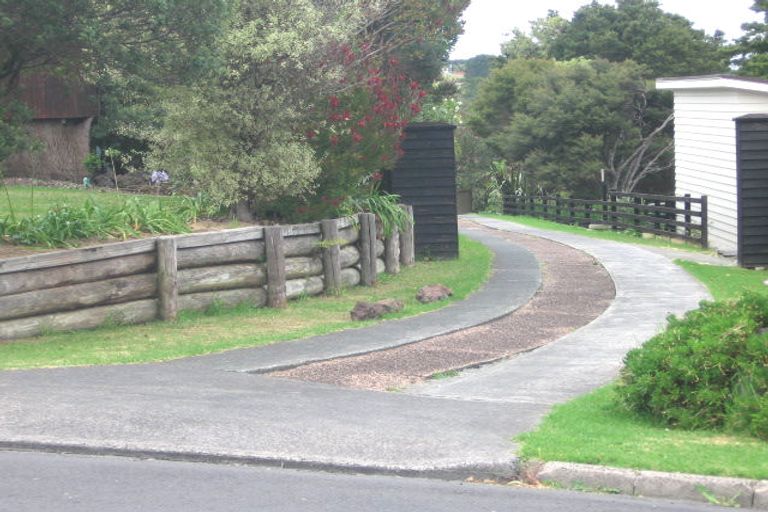 Photo of property in 70a Roberts Road, Glenfield, Auckland, 0629