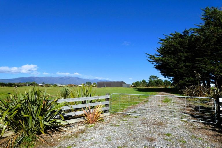 Photo of property in 183 Craddock Drive, Westport, 7825