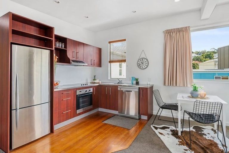 Photo of property in 13/30 Hanson Street, Mount Cook, Wellington, 6021