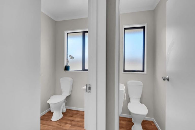 Photo of property in 8a Othello Drive, Rolleston, 7614