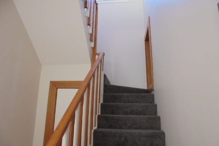 Photo of property in 54 Porritt Avenue, Mount Victoria, Wellington, 6011
