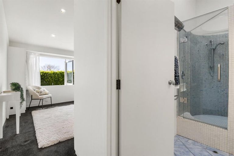 Photo of property in 13/212 Hurstmere Road, Takapuna, Auckland, 0622
