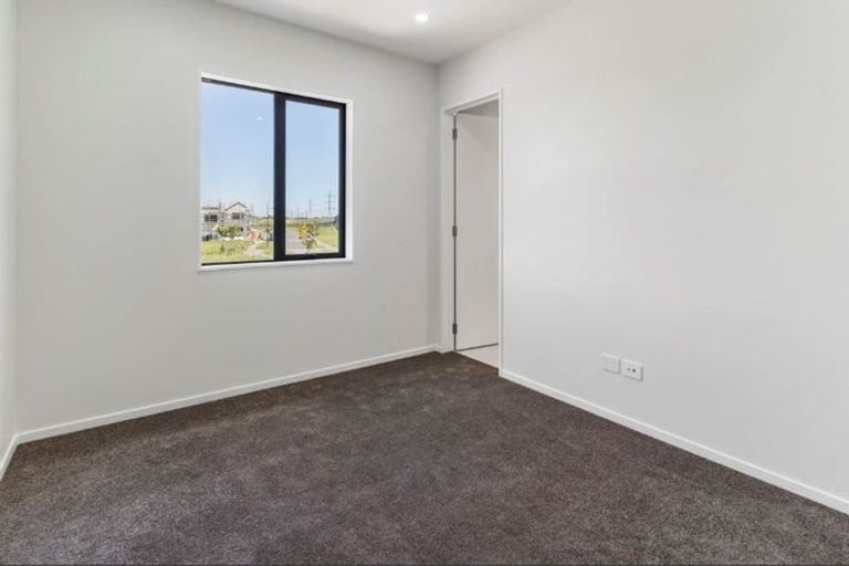 Photo of property in 19 Peara Lane, Karaka, 2113