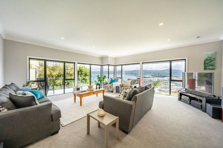 Photo of property in 69 Howard Road, Point Howard, Lower Hutt, 5013