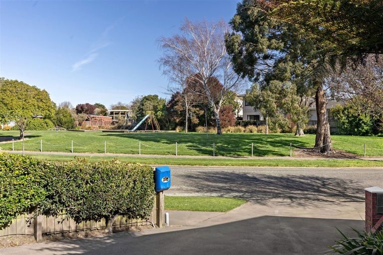 Photo of property in 65 Toorak Avenue, Avonhead, Christchurch, 8042