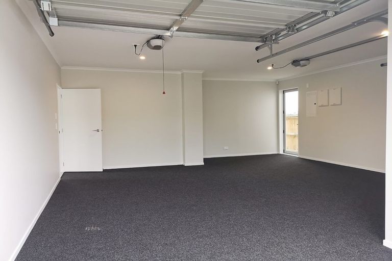 Photo of property in 97 Granville Drive, Massey, Auckland, 0614