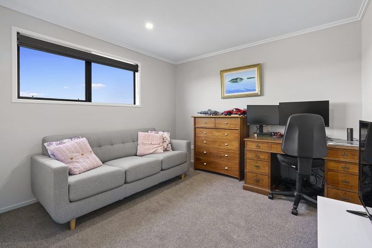 Photo of property in 33 Rose Leigh Drive, Cambridge, 3434