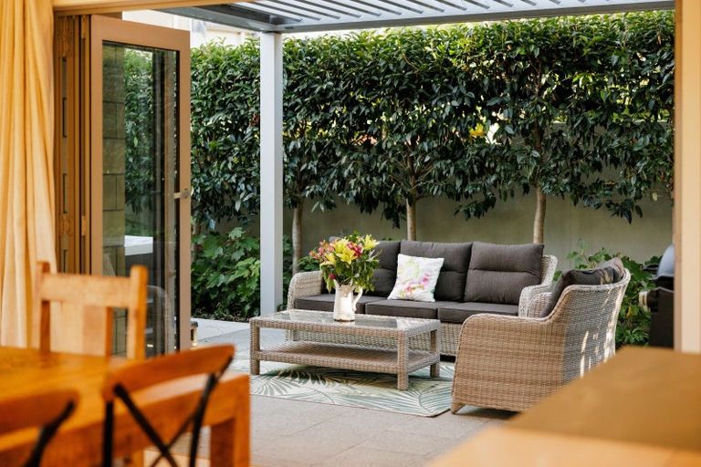 Photo of property in 3 Le Quesnoy Place, Cambridge, 3434