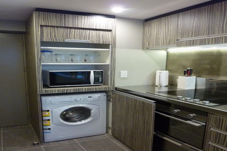 Photo of property in Canvas Apartments, 15/307u Willis Street, Te Aro, Wellington, 6011