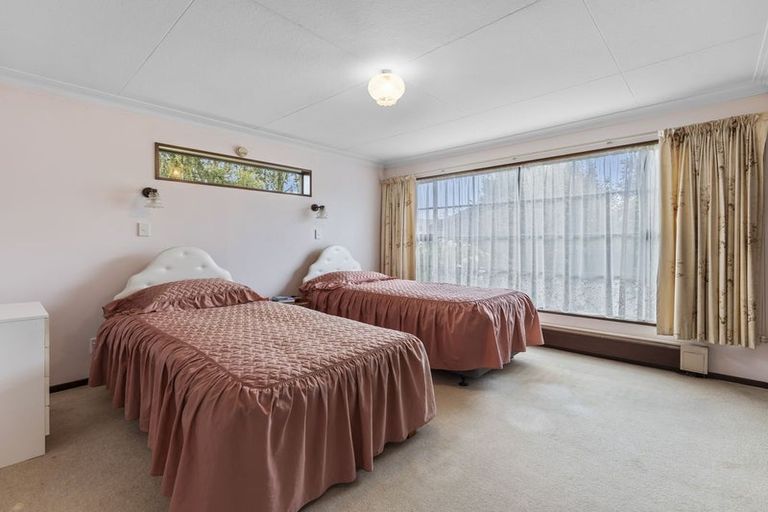 Photo of property in 16 Stewart Road, Milton, 9220
