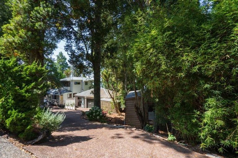 Photo of property in 84 Park Road, Titirangi, Auckland, 0604