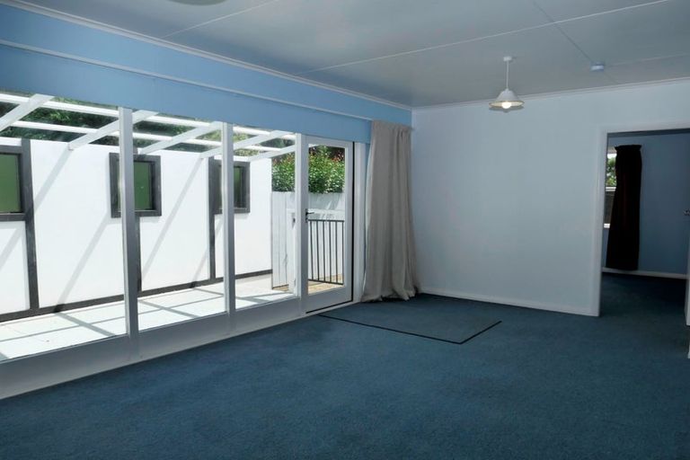 Photo of property in 130a Main Road North, Woodend, 7610