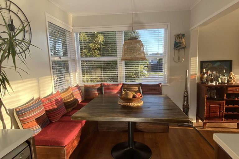 Photo of property in 25 Routley Drive, Glen Eden, Auckland, 0602