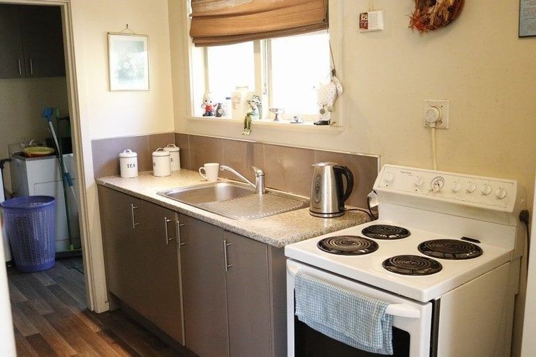 Photo of property in 29 Manuka Street, Castlecliff, Whanganui, 4501