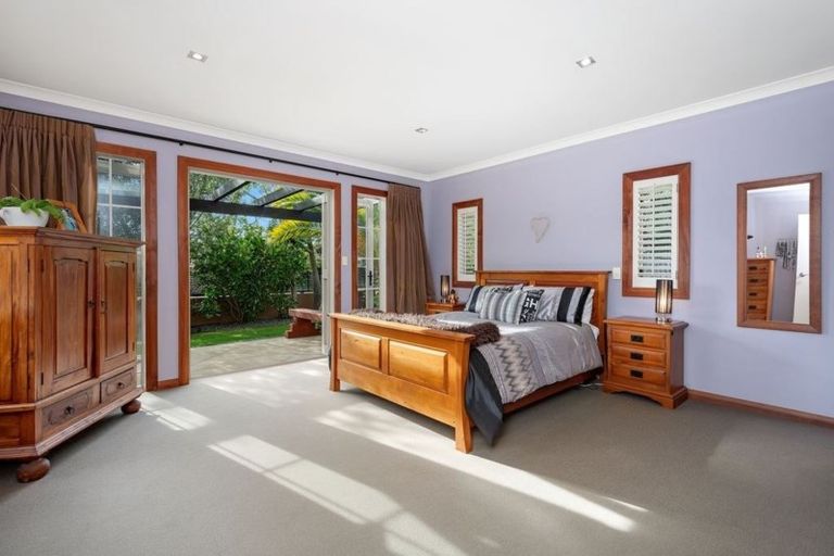 Photo of property in 1 Piha Close, Papamoa Beach, Papamoa, 3118
