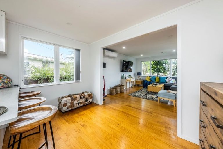 Photo of property in 17 President Avenue, Papakura, 2110