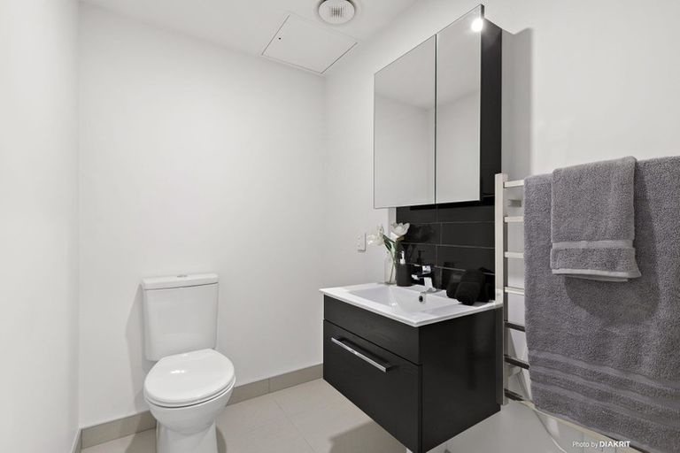 Photo of property in Alpha Apartments, 703/4u Elizabeth Street, Mount Victoria, Wellington, 6011