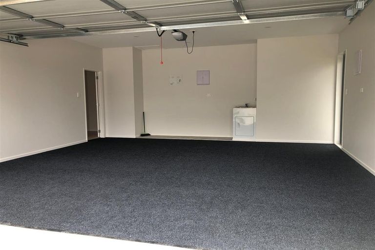 Photo of property in 5 Creswell Lane, Papakura, 2110