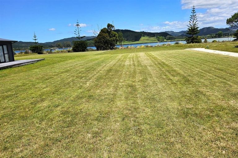 Photo of property in 26 Taniwha Place, Matarangi, 3592