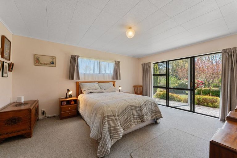 Photo of property in 906 Tukairangi Road, Acacia Bay, Taupo, 3385