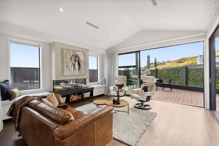 Photo of property in 13 Oakhill Lane, Richmond, 7020