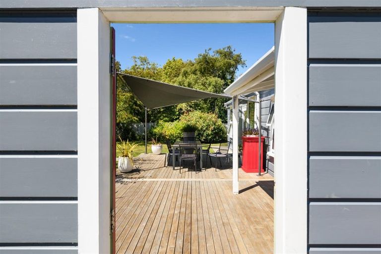 Photo of property in 30 Signal Street, Marton, 4710