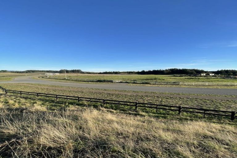 Photo of property in 16 Truebridge Drive, Waitarere, Levin, 5510