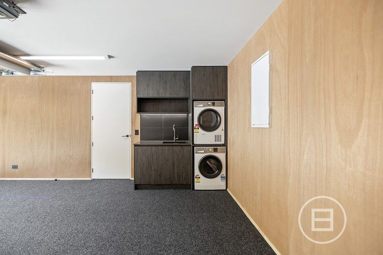 Photo of property in 86 Middleton Road, Queenstown Hill, Queenstown, 9300