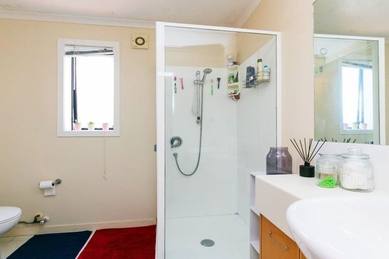 Photo of property in Endeavour Apartments, 125u6 Thorndon Quay, Pipitea, Wellington, 6011