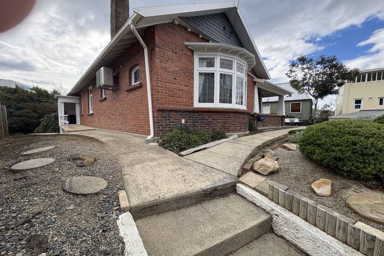 Photo of property in 64 Sligo Terrace, Roslyn, Dunedin, 9010