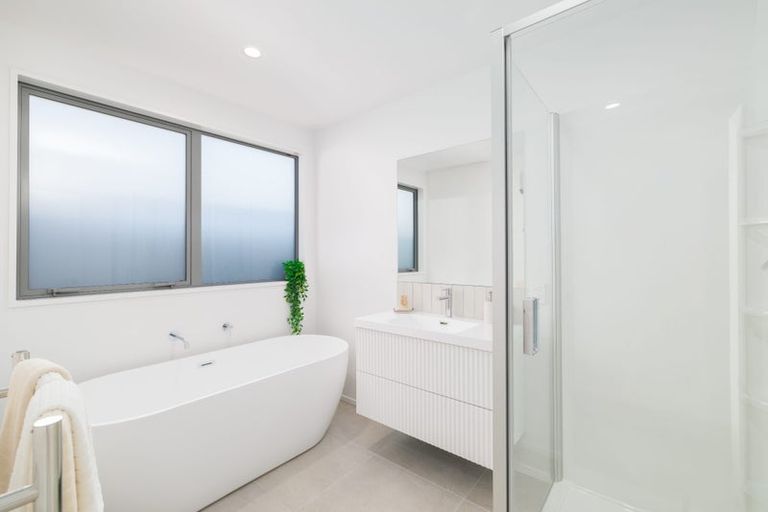 Photo of property in 8 Waterford Farm Road, Halswell, Christchurch, 8025