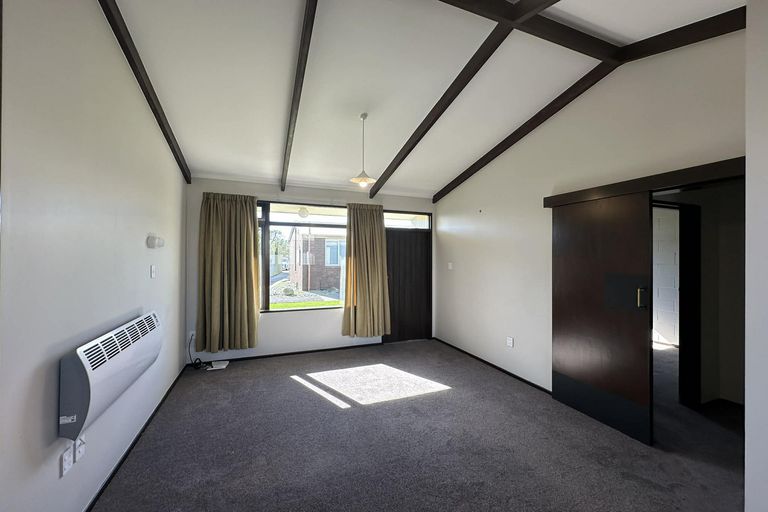 Photo of property in 10a Kirkcaldy Street, South Dunedin, Dunedin, 9012